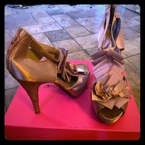 Betsey Johnson Lilac heals!